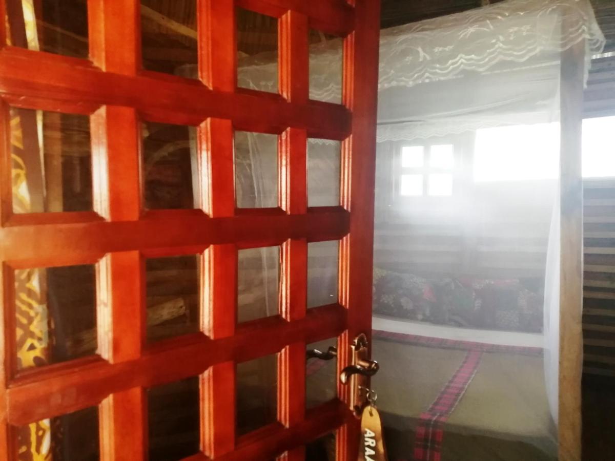 Masindi Murchison Backpackers מראה חיצוני תמונה